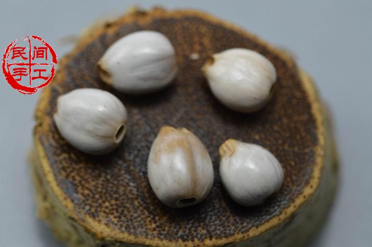 佛珠灰色星月菩提