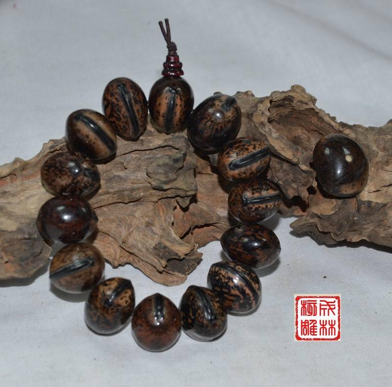木鱼果菩提子滴血莲花手串佛珠