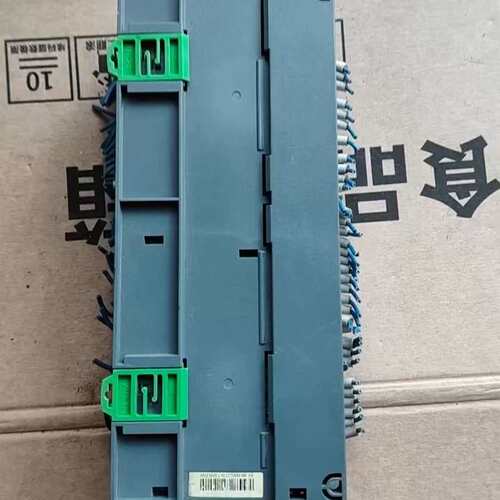 议价施耐德PLC TM200C60R 拆机件 输入100-240