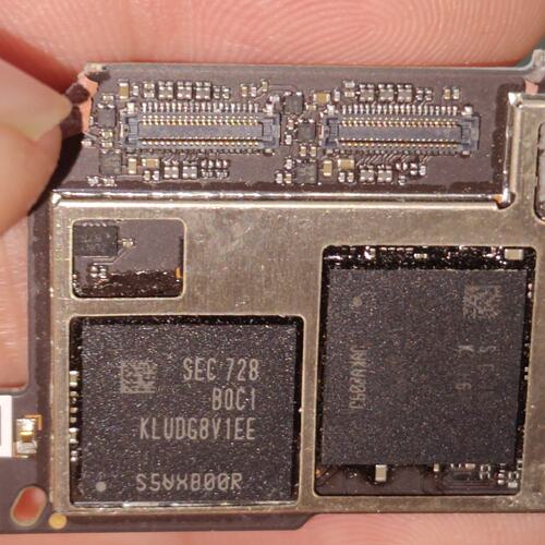 议价KLUDG8V1EE K3UH6H6 两张