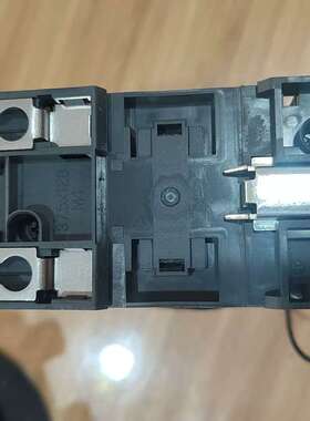 议价施耐德交流接触器LC1D50A 拆机件