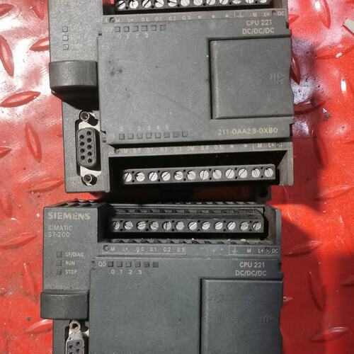 议价西门子CPU221 211-0AA23-0XB0