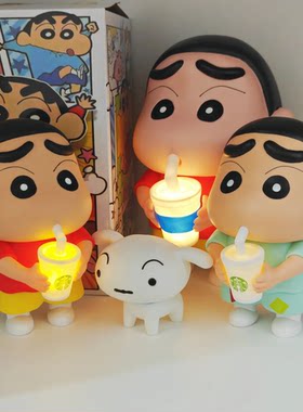 蜡笔小新手办奶茶杯子拍拍灯小新电池发光摆件生日礼物