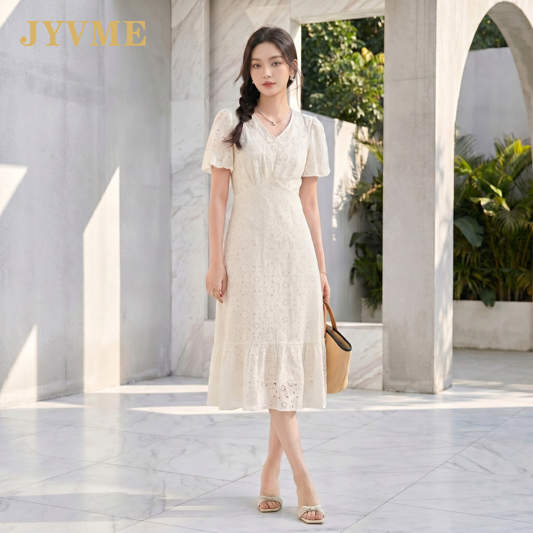 JyVme轻奢夏季法式新款2026气质镂空蕾丝裙V领天丝绣花连衣裙高级