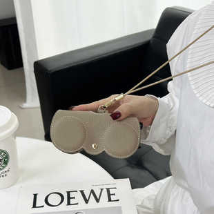 真皮挂脖眼镜包女便携眼镜盒太阳墨镜包保护套眼镜夹可挂绳眼镜袋