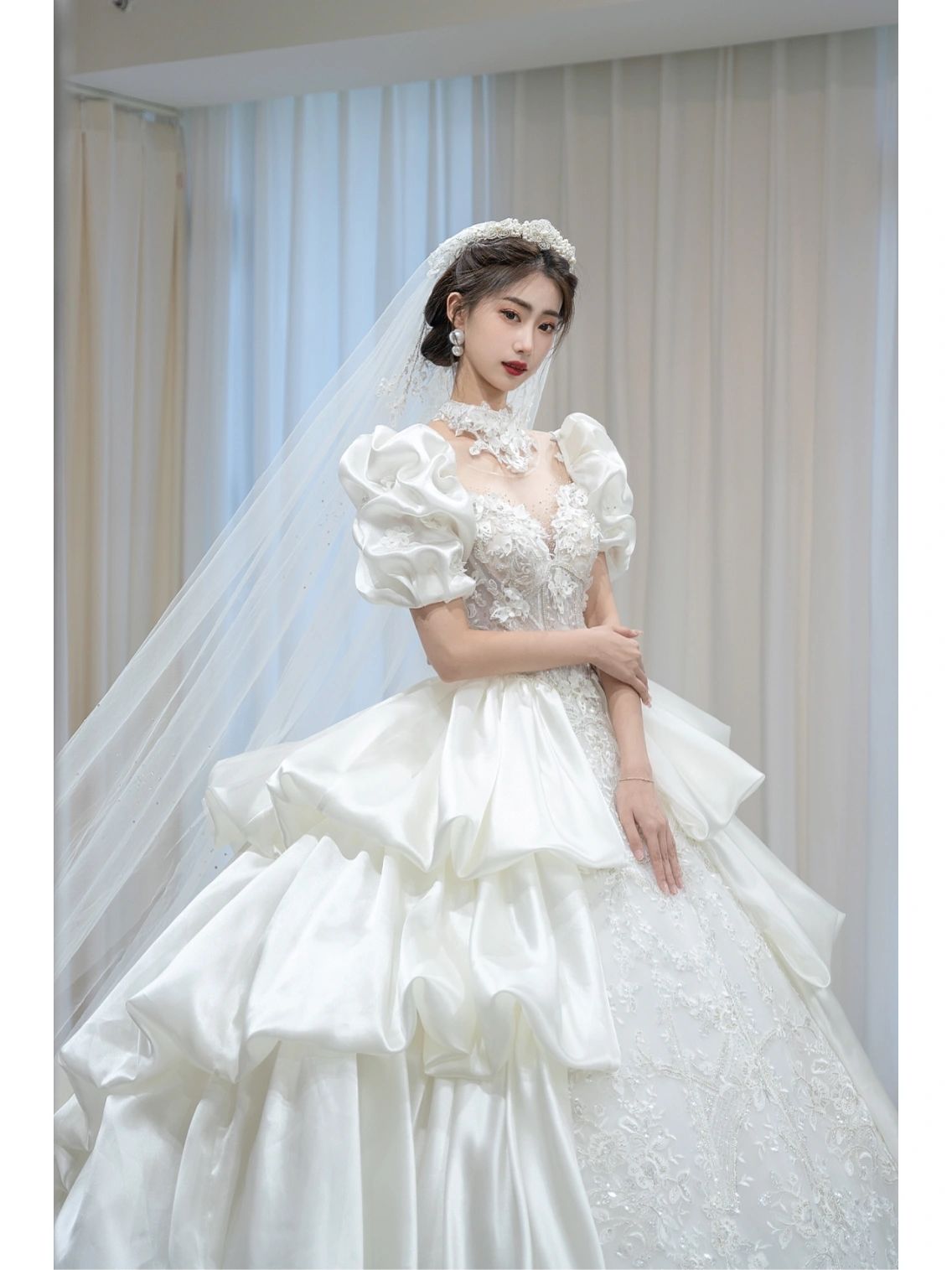 长袖主婚纱2023新款新娘结婚仪式纱重工奢华宫廷风大码小个子拖尾