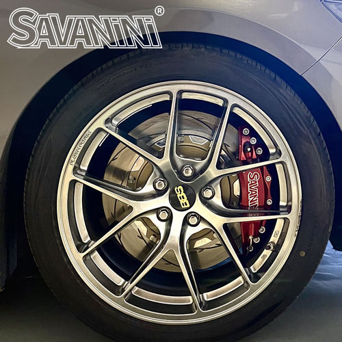 savanini国产刹车卡钳改装QX70QX50QX60G25G37Q50LFX专用六四活塞