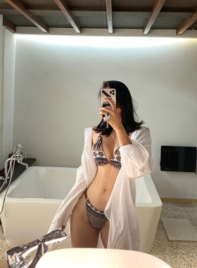 Coritiv复古比基尼性感三点式ins系带咖啡色高叉小胸聚拢温泉泳衣