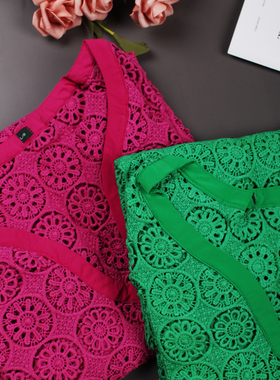 沙滩裙水溶绣度假长袖显瘦仙气性感镂空遮肉防晒修身高端中长款裙