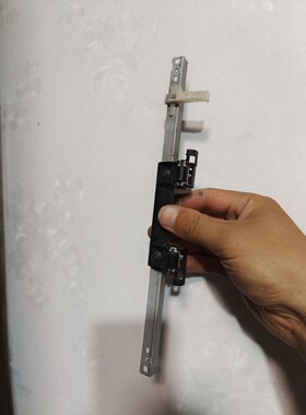 惠普1020plus辅助搓纸轮HP1020 1005进纸器杆 小黑色滚轮配件