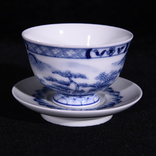 大清雍正年制青花莲瓣山水纹茶盏茶杯