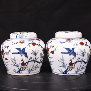 大明成化年制姹紫斗彩喜鹊闹梅喜上眉梢纹天字罐