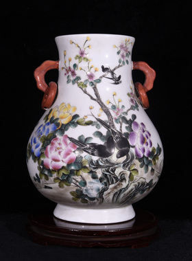 大清乾隆年制洋彩粉彩花鸟纹双耳尊瓶