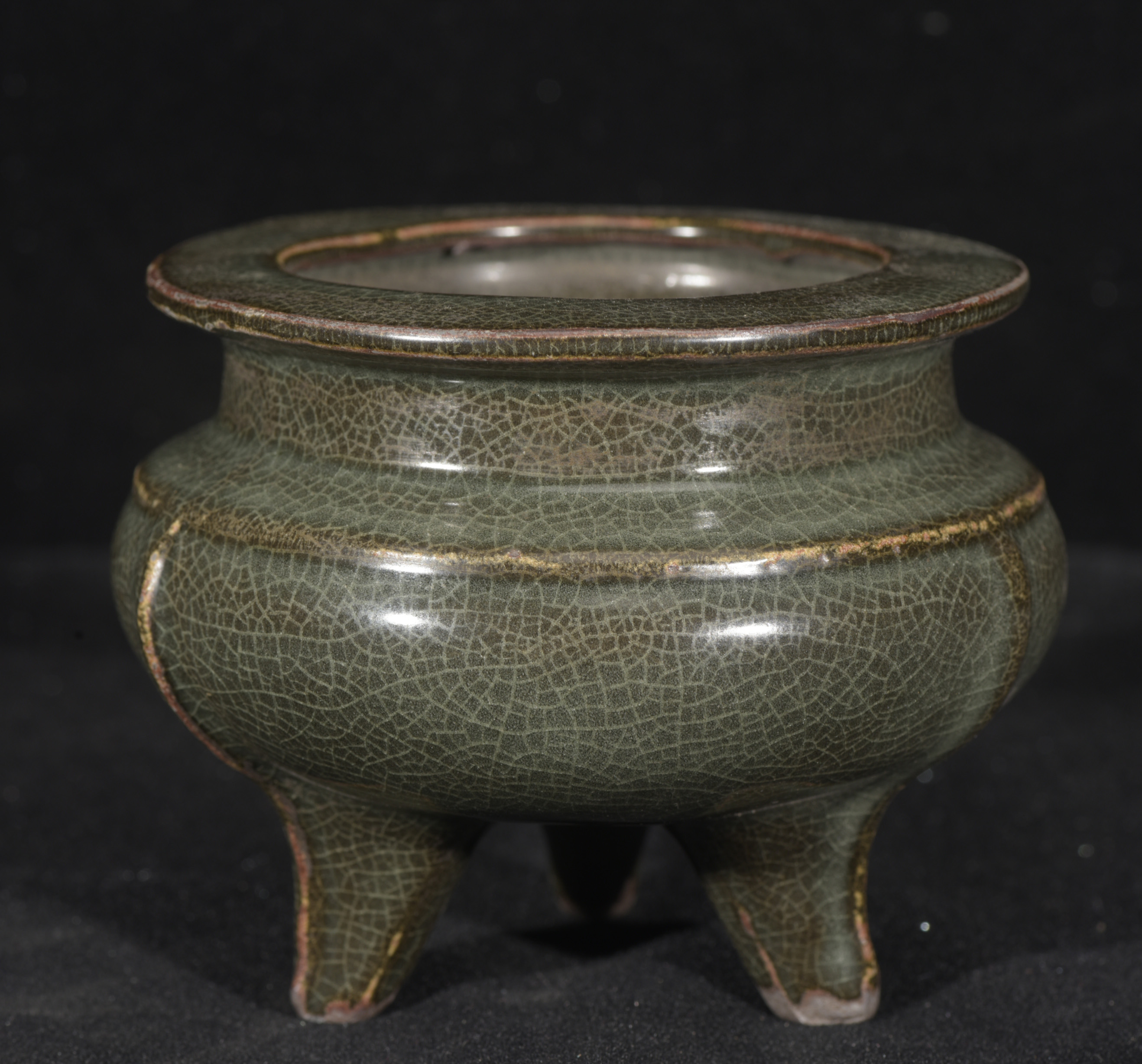 晋唐古越窑秘色瓷溪口梅窑鬲式香炉