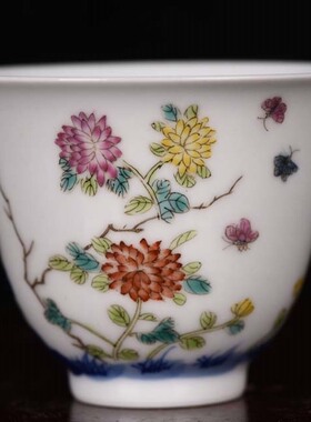 清康熙青花斗彩十二花神之菊花纹酒杯茶杯