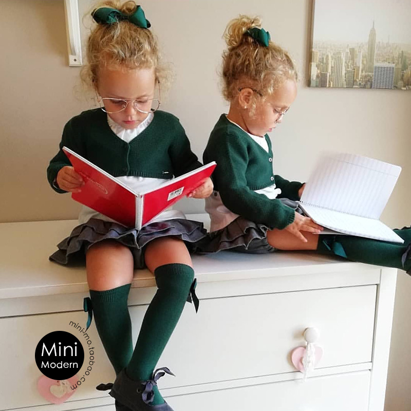 西班牙品牌女童蝴蝶结及膝中筒袜