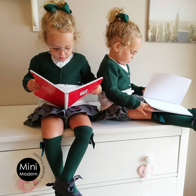 西班牙品牌女童蝴蝶结及膝中筒袜