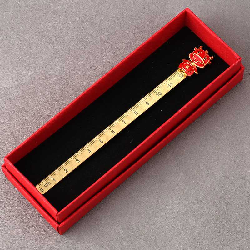 可爱有福牛礼盒礼品套装2021生肖尺子书签牛定制刻字公司毕业礼物教师