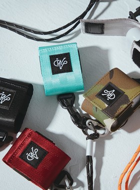 the MAD HATcher「MONOGRAM」AirPods通用挂绳耳机包 蓝牙耳机保护套