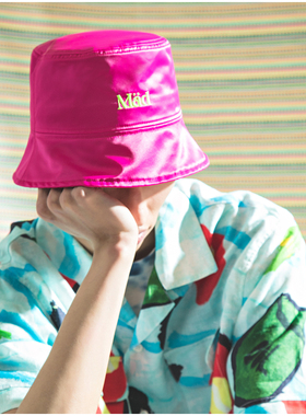 ttheMADHATcher「mini logo」缎面光泽渔夫帽盆帽防晒帽女丝绸感