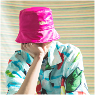 ttheMADHATcher「mini logo」缎面光泽渔夫帽盆帽防晒帽女丝绸感