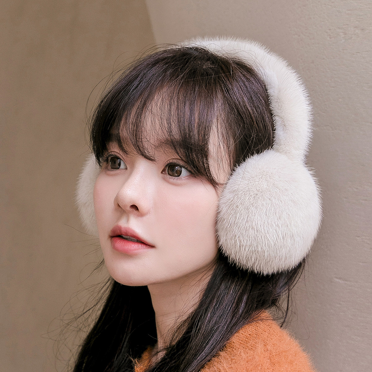 남성과 여성을 위한 질감 있는 하이 엔드 밍크 모피 전체 가죽 전체 모피 잔디 귀마개 겨울 모피 귀마개 따뜻한 귀 가방