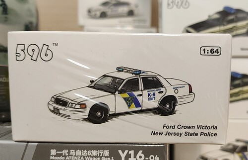 596 维多利亚皇冠Crown Victoria新泽西警用1/64合金车模型包邮
