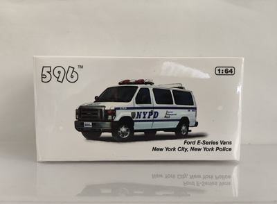 1:64 596福特E350仿真纽约警察NYPD涂装黑色便衣合金汽车模型包邮