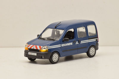 雷诺mpv面包车警车合金车模