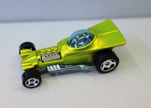 风火轮1/64车模合金车
