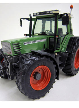 德国1 32合金农机车FENDT FAVORIT 514 C 芬特拖拉机模型摆件