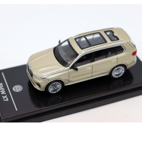 1/64合金车宝马X7汽车模型摆件