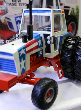 ERTL安徒CASE 凯斯拖拉机模型1 16合金玩具限量版 精品收藏摆件