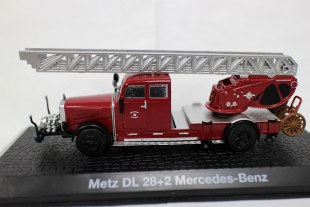 外贸1/72合金消防车 Metz DL 28+2 Benz 奔驰云梯救火车模型摆件