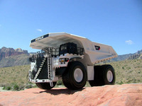 CAT工程车1 50卡特797F矿山卡车自卸运输车模型55243限量版白色