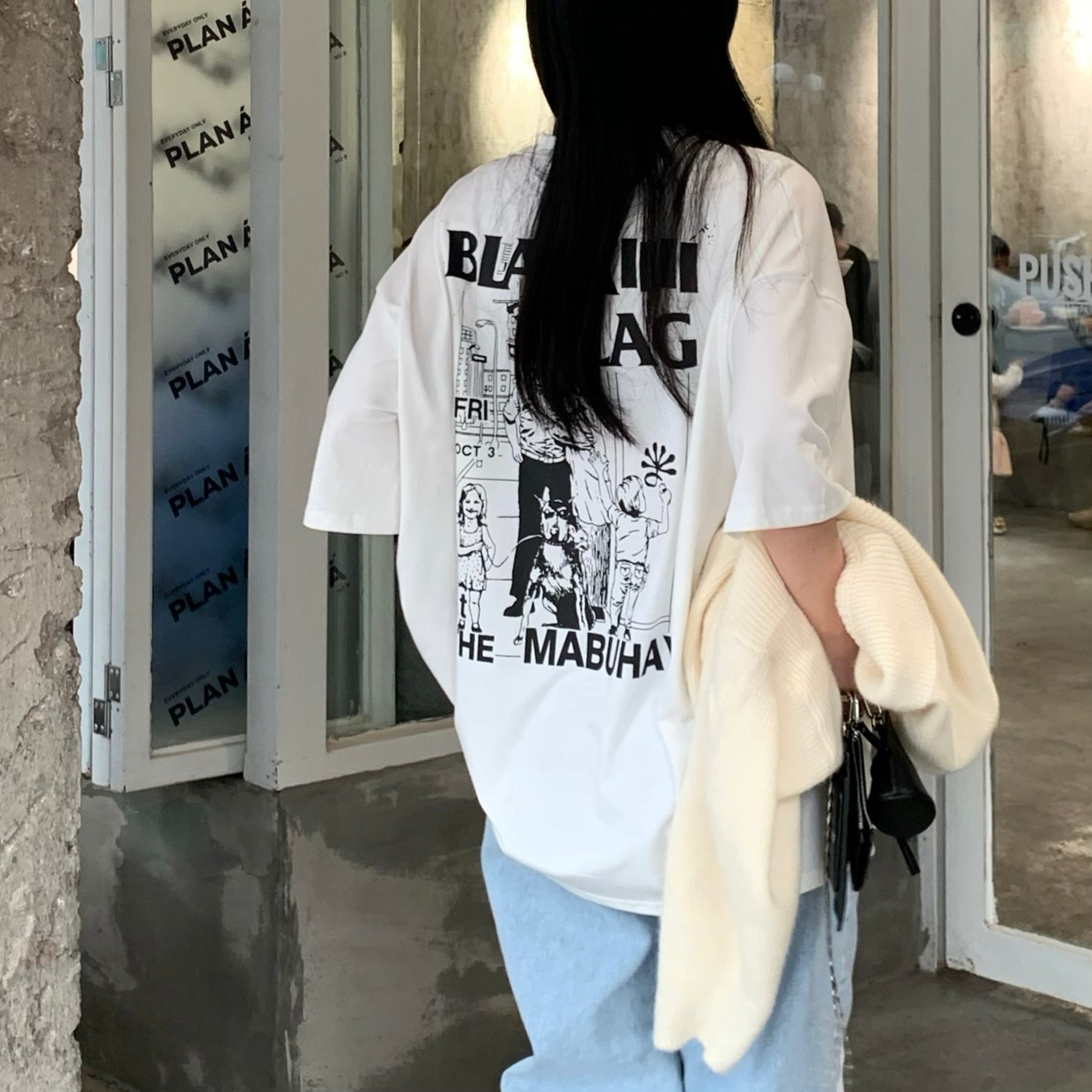 新款 實拍實價 圓領後背漫畫字母印花塗鴉短袖tee寬鬆中長款