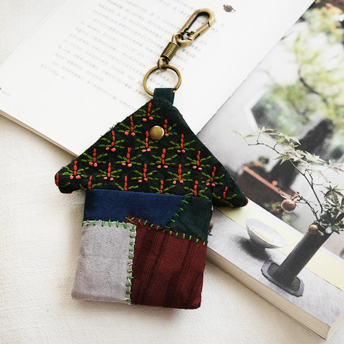 钟声刺绣 新款文艺手工 拼布米字小房屋零钱卡包 便携时尚收纳包