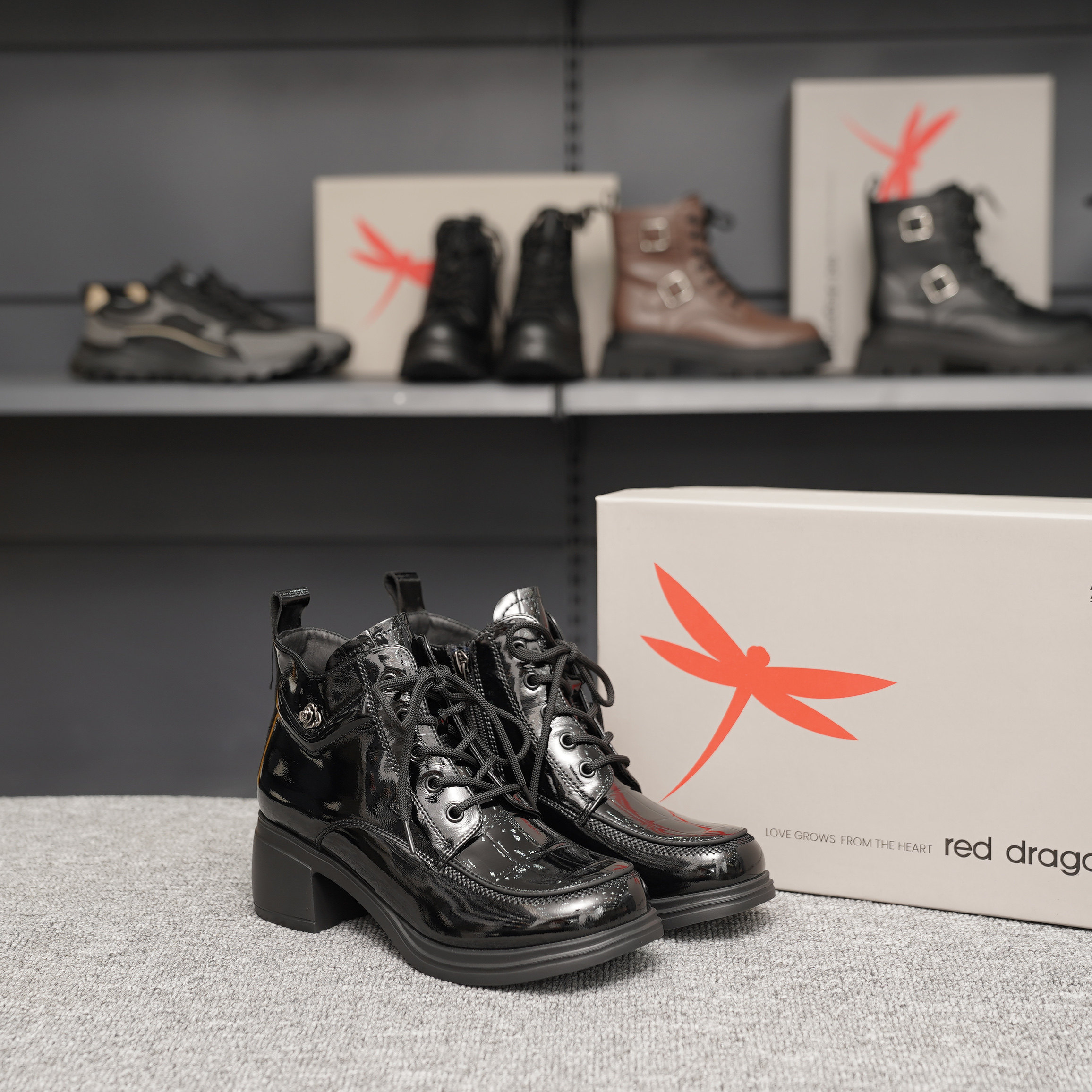 红蜻蜓CD52234011H女新款厚底粗跟漆亮皮防滑马丁靴妈妈靴工作靴,女鞋,马丁靴,淘宝优惠券,粉丝福利购,淘宝优惠卷