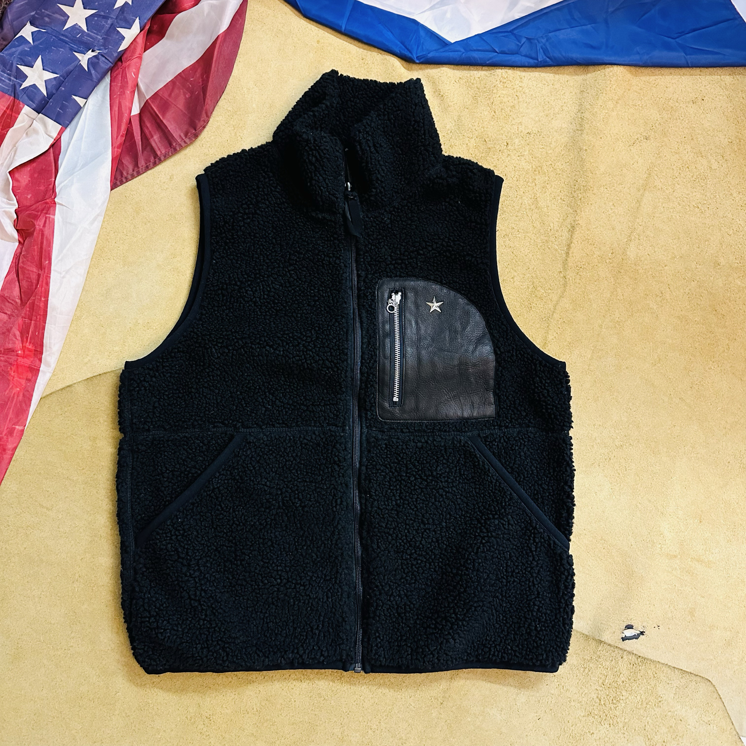 配鹿皮羊羔毛马甲机车摩托穿搭皮毛坎肩男女情侣秋冬多袋无袖外套