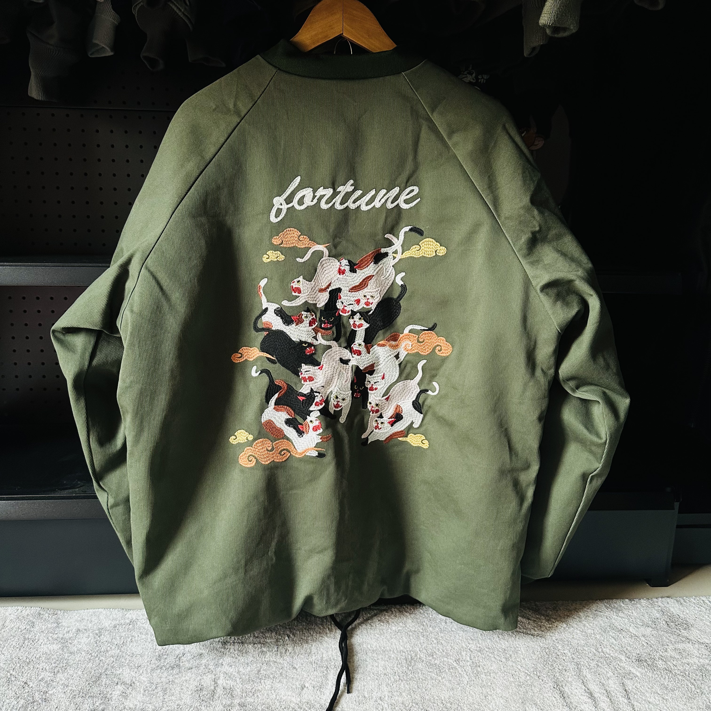 双面穿喵影云间 浮世绘刺绣棉服中款棉衣夹克 宽松阿美咔叽外套