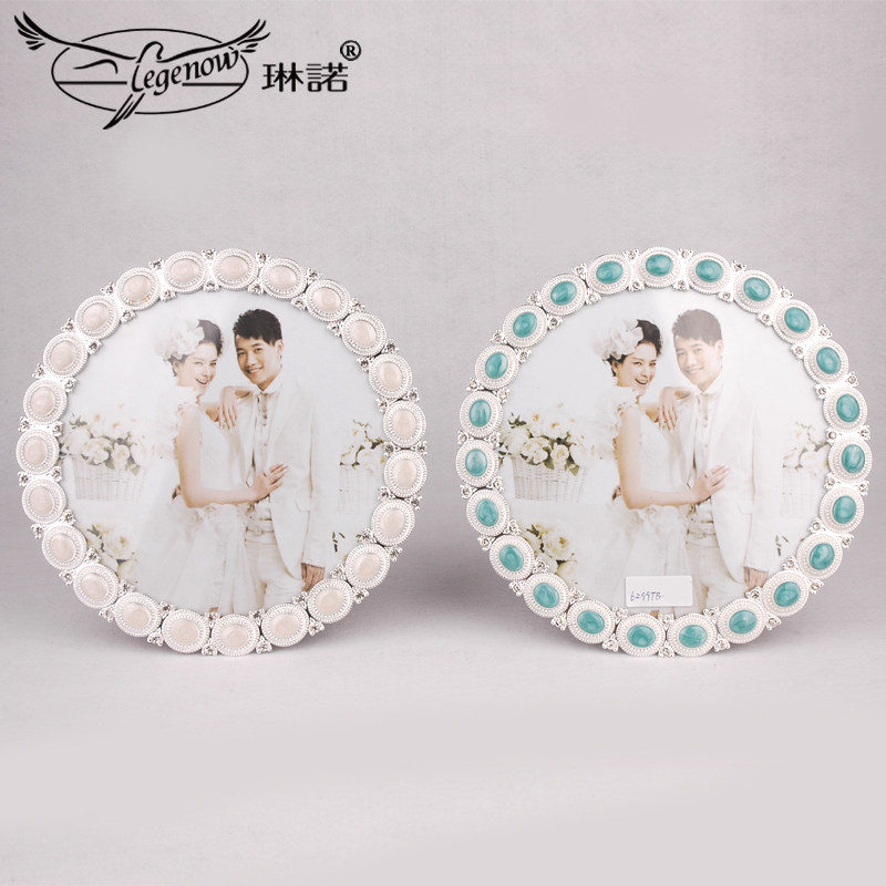 创意圆形玻璃相框 8寸圆形装饰标本画框桌面摆台装饰像架照片相框|msdalam kategori Aksesori rumah, photo Frame/Frame - dari Buy2taobao.com untuk memberikan perkhidmatan ejen Taobao profesional membeli