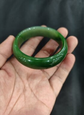 和田碧玉手镯老料阳绿白加绿宽版手镯无裂质地细腻59圈口
