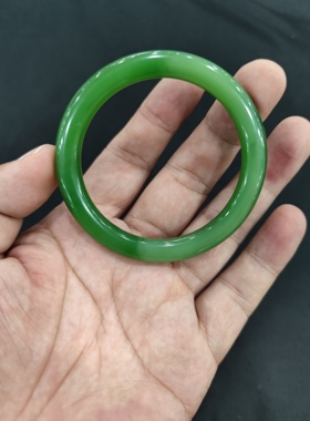 和田碧玉手镯冰底辣绿粉绿双色圆条手镯无裂质地细腻圆润55圈口