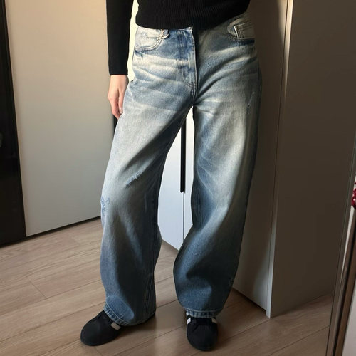 2261M宽松猫须洗水磨破牛仔裤