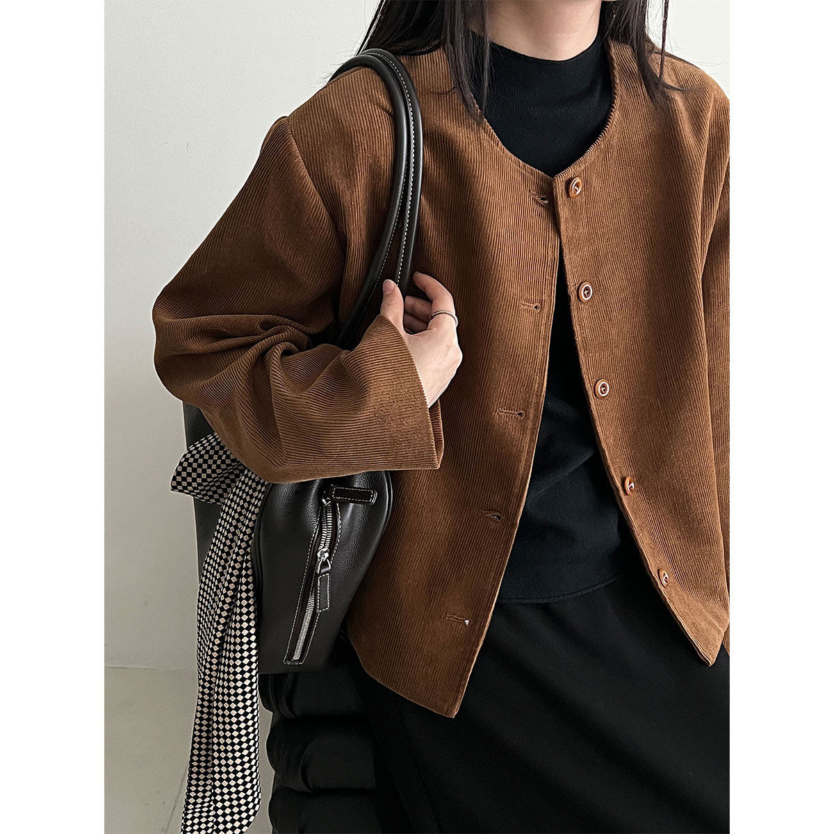 美拉德复古单排扣短款圆领灯芯绒外套女秋季显瘦长袖夹克,运动服/休闲服装,棒球服,淘宝优惠券,粉丝福利购,淘宝优惠卷