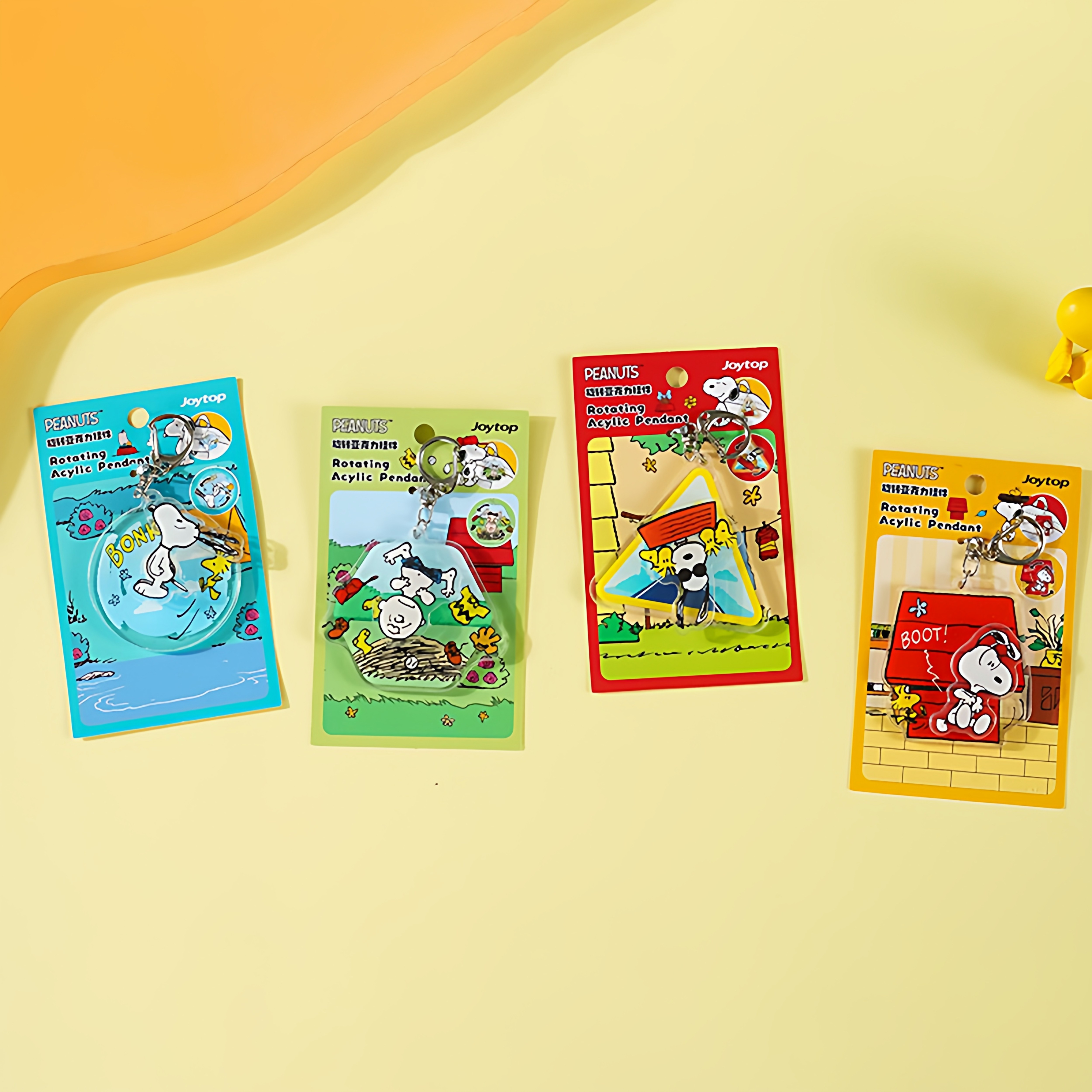 正版授权史努比奇遇记Peanuts旋转亚克力挂件装饰钥匙扣包包挂件