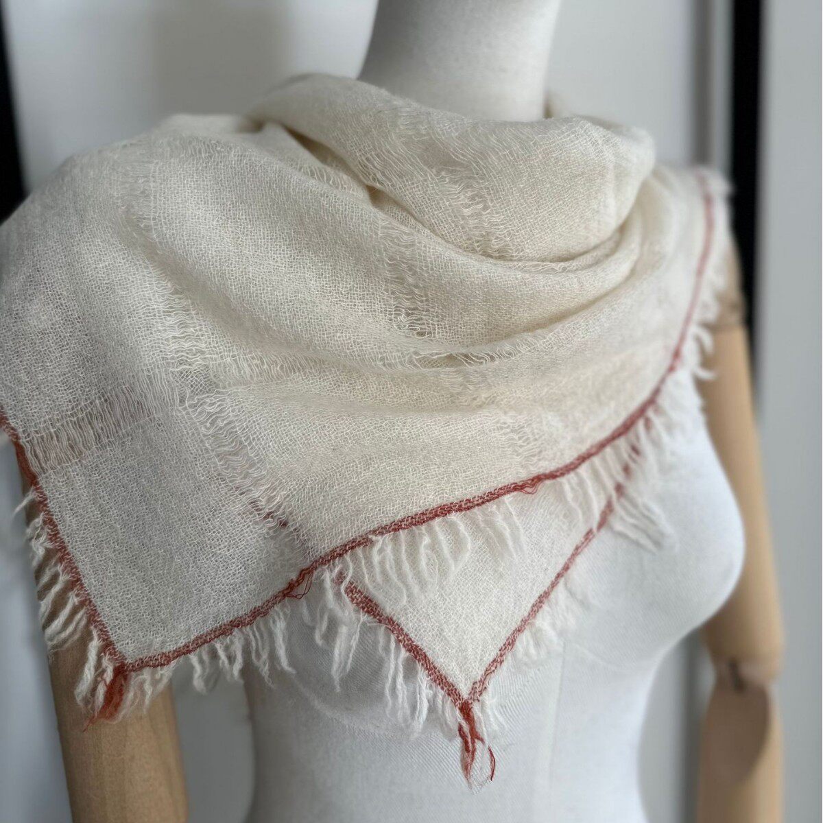 2025新品纯羊毛小方巾春秋女保暖防晒拍照围巾披肩护颈巾,服饰配件/皮带/帽子/围巾,围巾/丝巾/披肩,淘宝优惠券,粉丝福利购,淘宝优惠卷