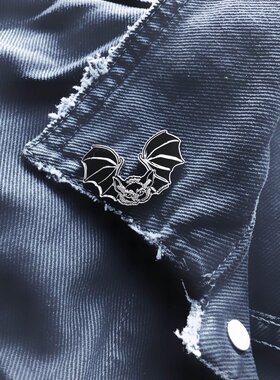 潮牌KILLSTAR Batty 哥特朋克摇滚蝙蝠胸针胸花翻领别针