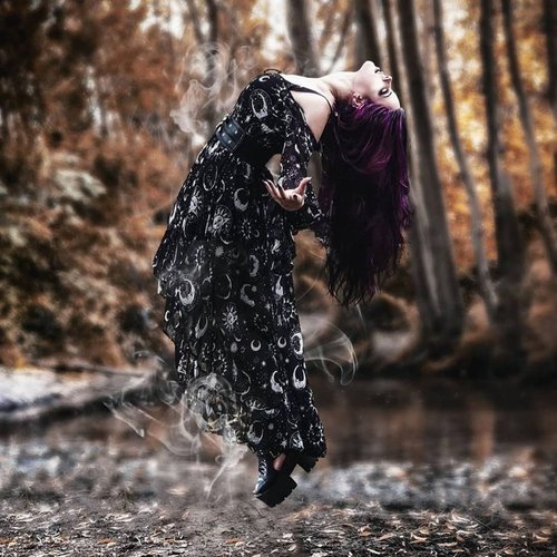 KILLSTAR哥特暗黑月亮长纱裙