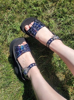 现货Demonia暗黑哥特亚文化Funn-10原宿朋克摇滚松糕厚底蜘蛛凉鞋